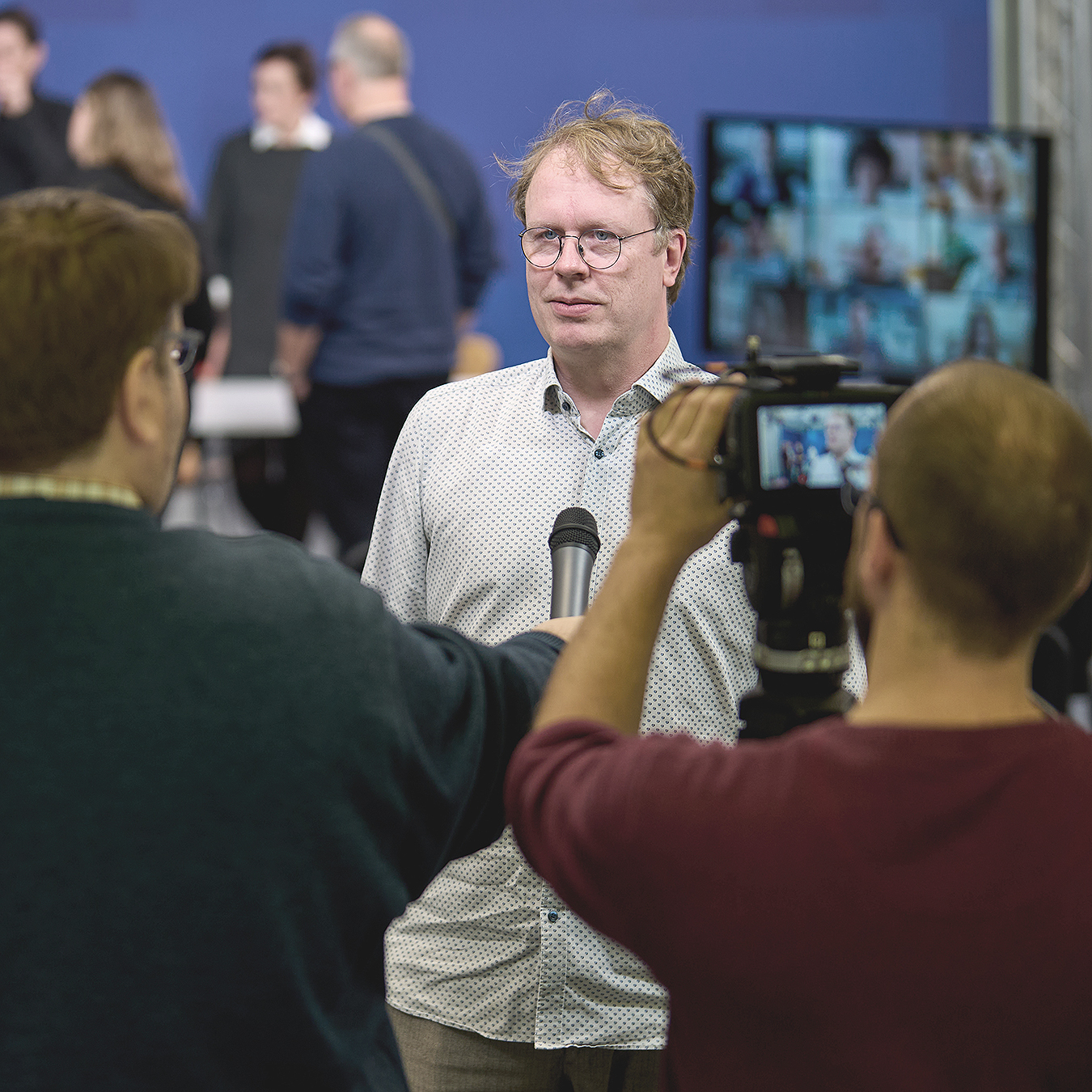 galerie-studio-interview-pressekonferenz